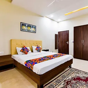 Hotel Fabhotel The Castle Jaipur
