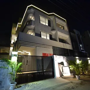 Moustache Nakshatra - A Boutique