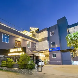 Fabhotel Dream Palace - Airport Terminal 2 3*