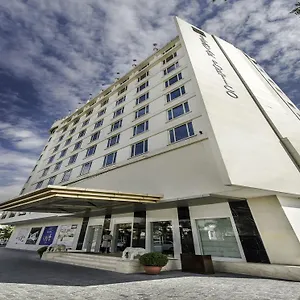 Hotel Sarovar Portico Jaipur