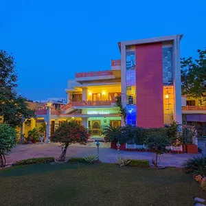 Rawla Rawatsar 3*