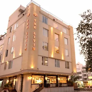 Hotel The Livin 3*