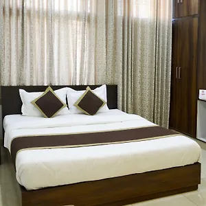 Hotel Oyo 6697 Lemon 2*