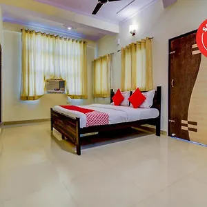 Hotel Oyo Flagship 22942 Opal 3*