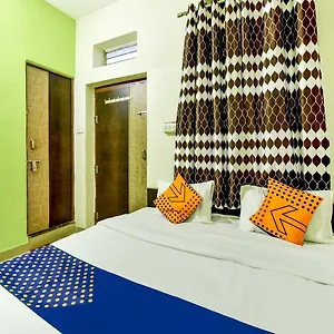 Spot On 75363 Shree Shyam Hotel