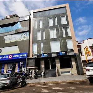Ka10 Square & Banquets Hotel 3*