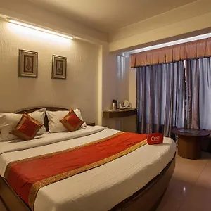 Hotel Oyo Lal Kothi Shopping Center 3*