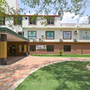 Resort The Byke Grassfield With Outdoor Pool, Shyam Nagar, 4*