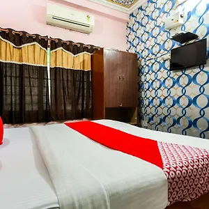 Super Oyo Flagship 72253 Jai Maa Palace 2*