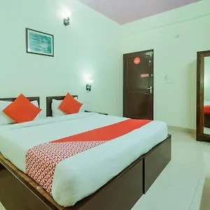 Hotel Townhouse Palm's Jaipur