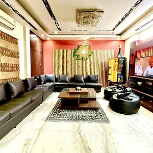 Apartment Wisdom By Modern Haven *
