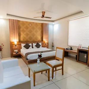 Fabhotel Signature Jaipur