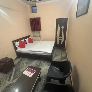 Govindam Plaza Hotell