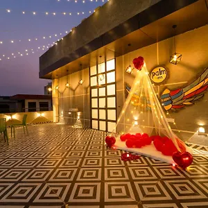 Palm Mansarovar Hotel