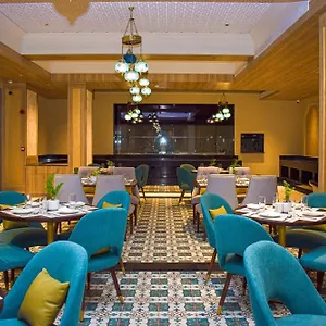 Hotel Urban By Blusalzz, - Rajasthan 4*