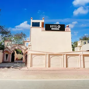 O Meera Marg Near Bani Park Formerly Cozy Vibes *