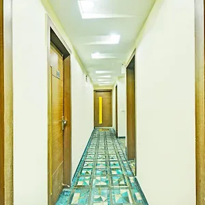 호텔 Super Townhouse Oak Amrapali Circle Formerly Aqua *