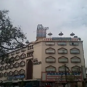 Neelam Hotel