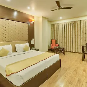 Milestone 251 Hotel 3*