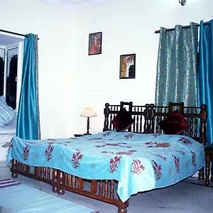 Janak Palace 2*