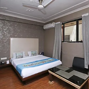 Hotel Oyo Premium Railway Station Jaipur