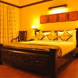 Hotel Ram