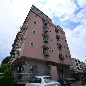 Mohit Palace 2*