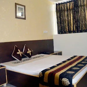 Hotel Zo Lalkothi Tonk Road 3*
