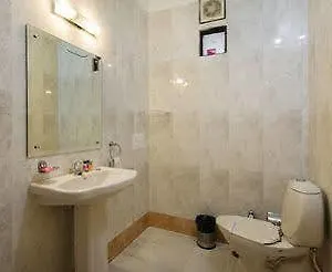 Oyo Premium Gopalpura Bypass 3* Jaipur