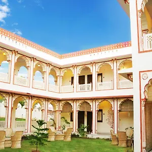 Hotel Sirsi Haveli