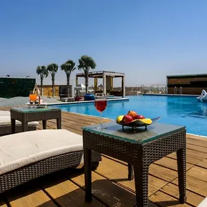 Hotel Shakun And 4*