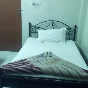 Hotel Urvashi *