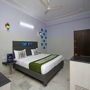 Hotel Oyo 1143 Hotel Rdb Palace