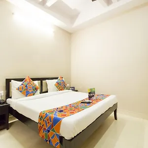 Hotel Fabexpress Travelers