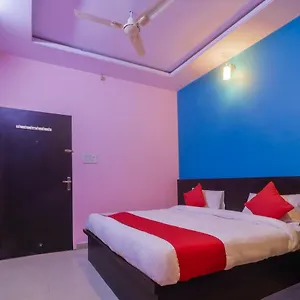 Hotel O Shivam Palace 3*