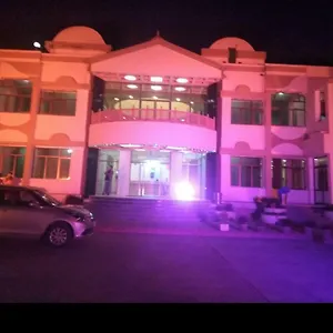 Mauj Mahal 3*
