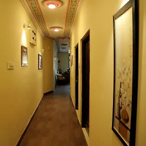Kuhu By Rajwada Palace Hotel 2*