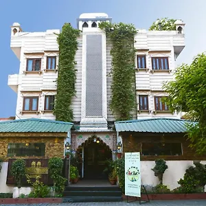 Guest house Ratan Niwas 2*