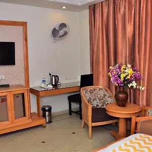 Fabhotel Castle Lalpura Mi Road