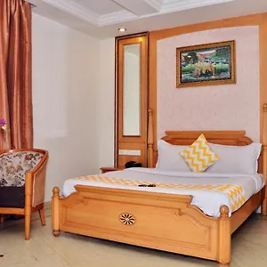 Veer Castle Hotel
