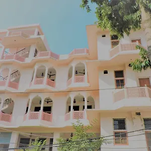 Karni Niwas Hotel
